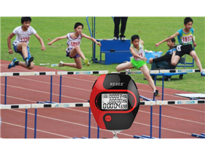 跑步秒表以蓬勃發展到結束